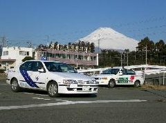 富士センチュリーモータースクール(株式会社勝英自動車学校 裾野事業所)